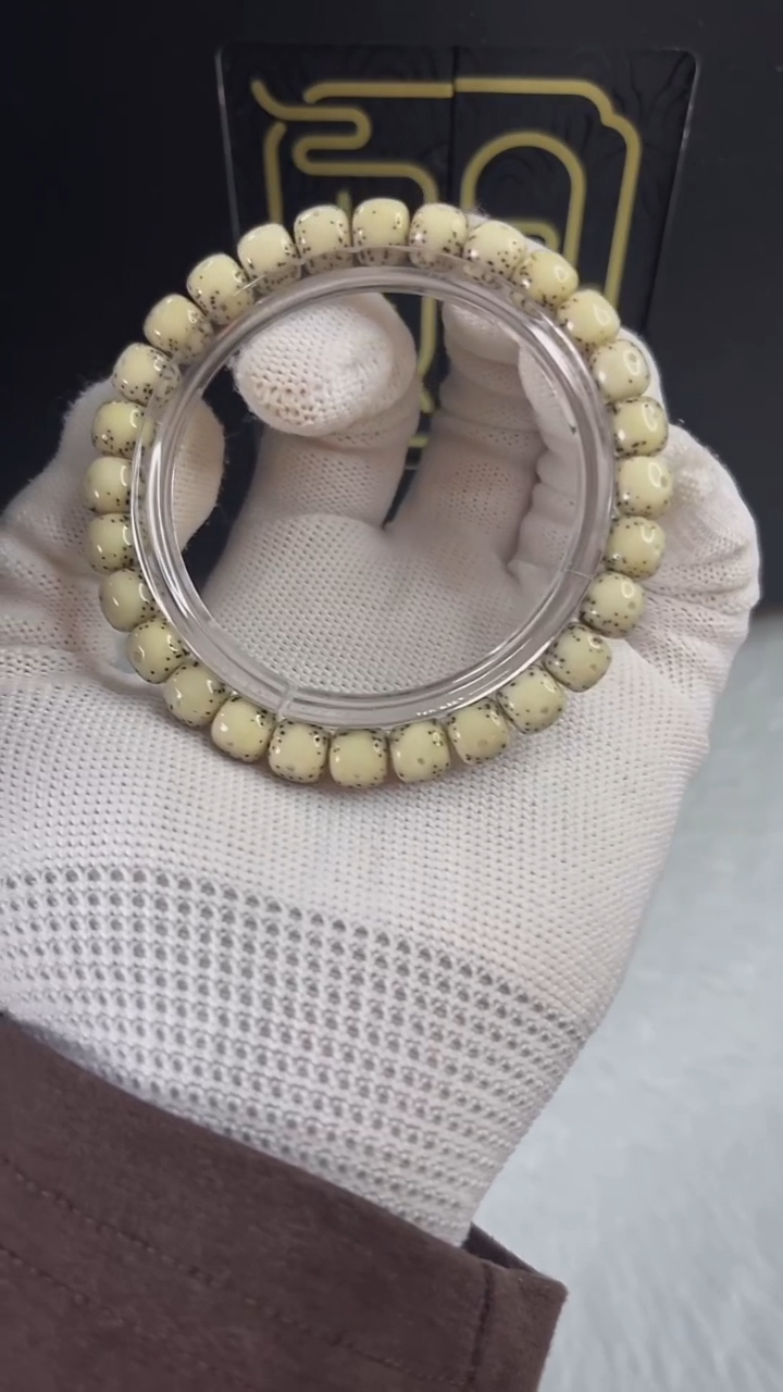 手串星月菩提小驼包8x7.d630