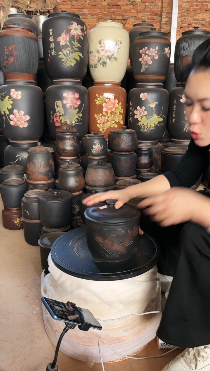 【闪购商品】壶完品 茶叶罐 小五饼荷花   3