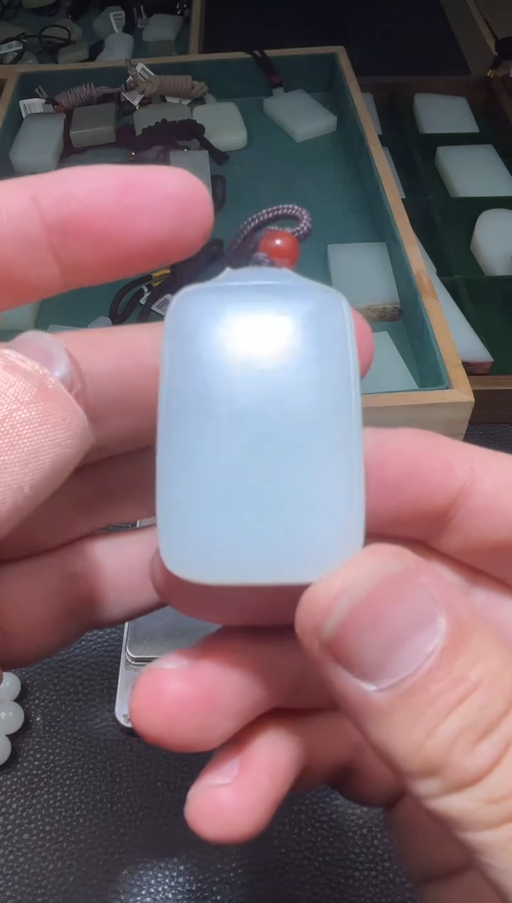 未镶嵌和田玉挂件挂件微瑕