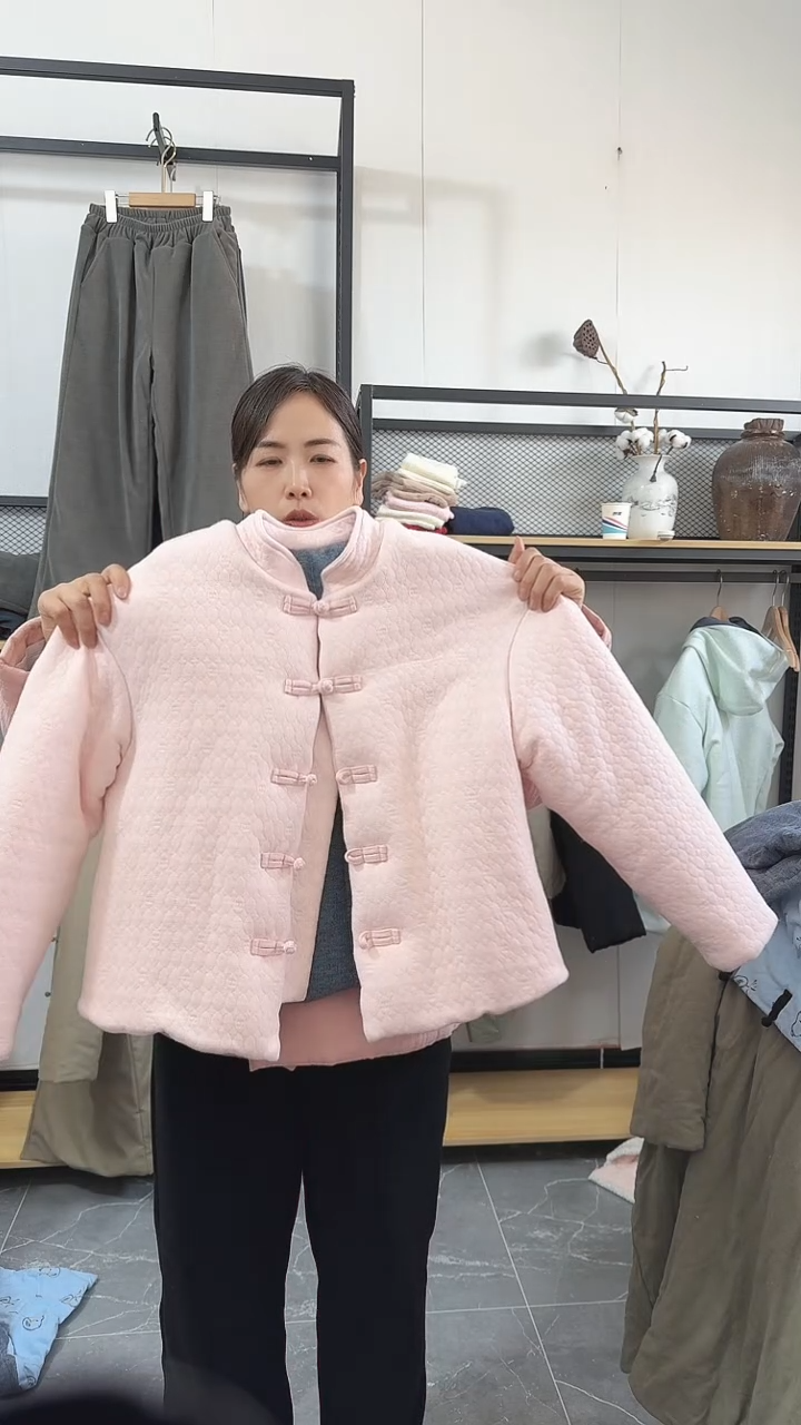 粉色立领棉花衣短款特价不退换