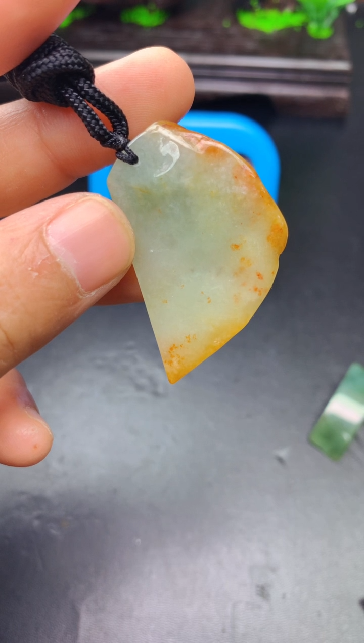 颈饰未镶嵌翡翠f****g料子