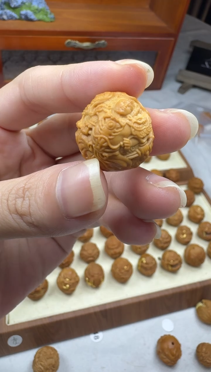 吊坠猴头核桃二郎神