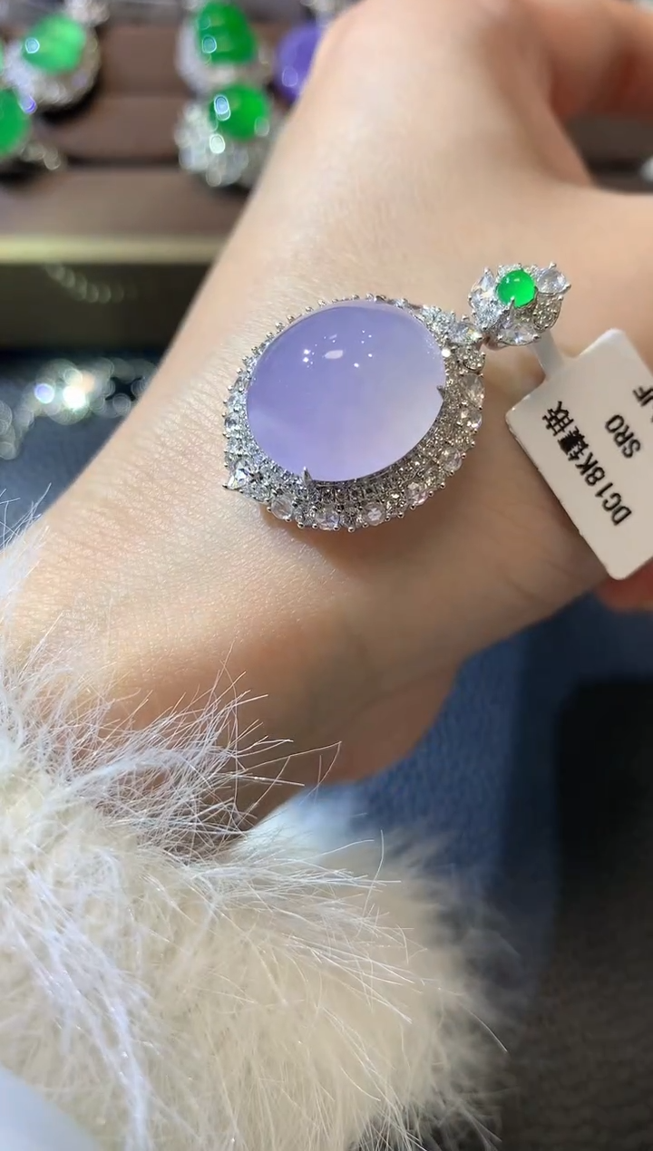 【闪购商品】翡翠吊坠(不含链)18K金镶嵌C79紫货有一定色差