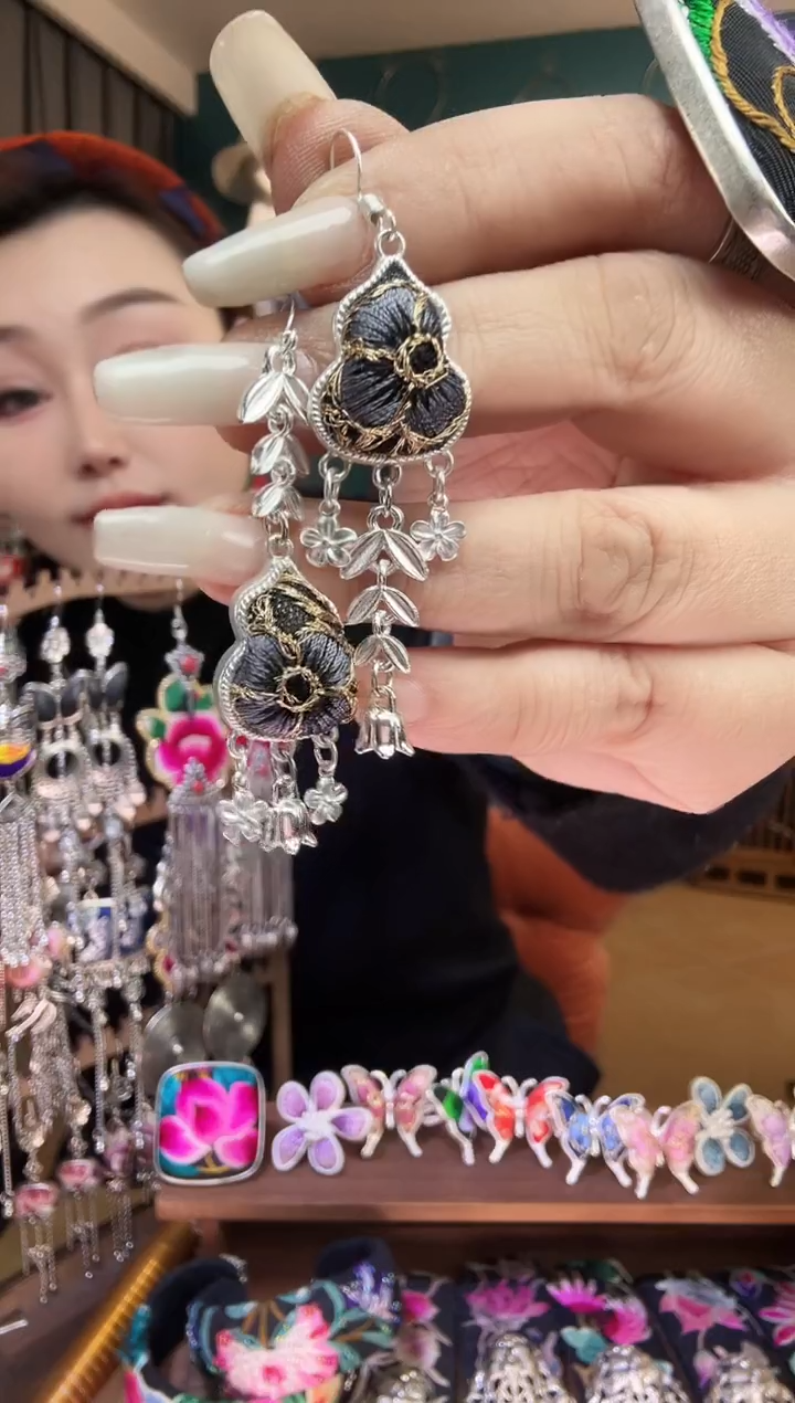 刺绣纯手工民族风刺绣耳环