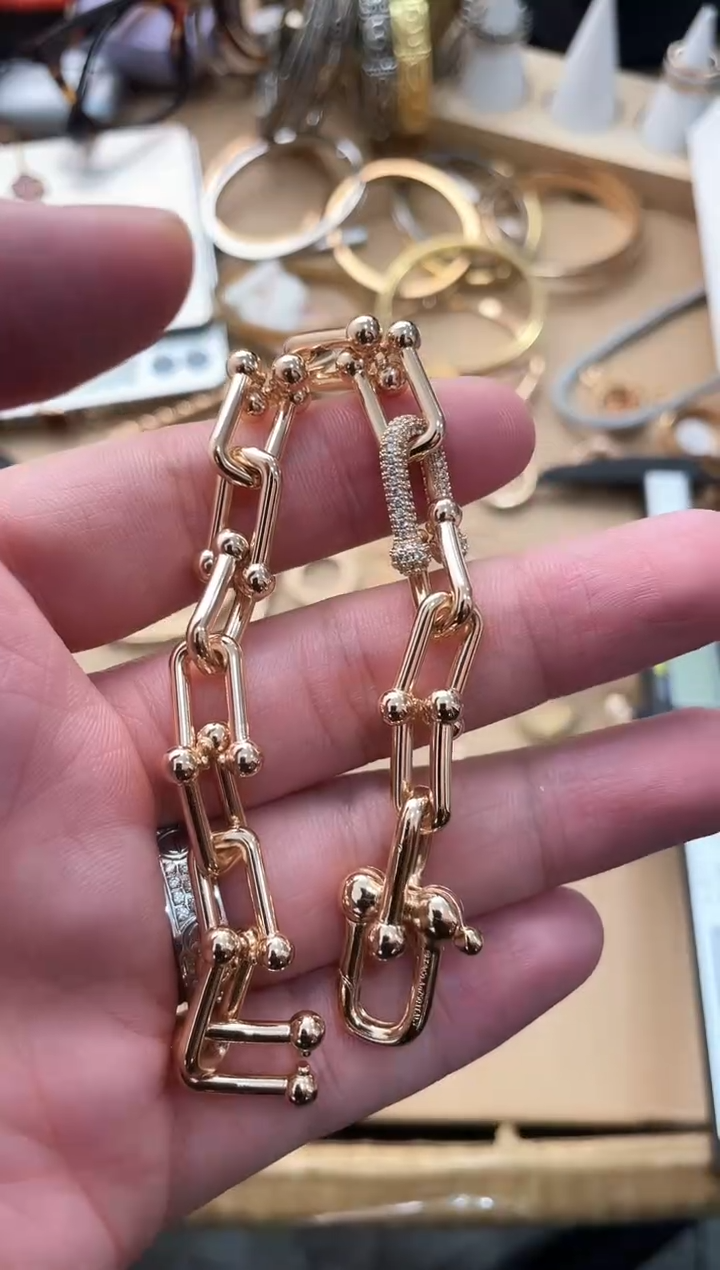 瓷片嘉荣当康8号铺208