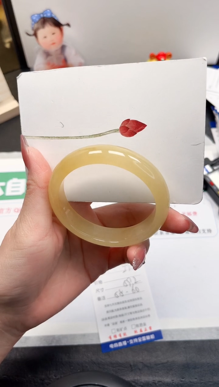 【闪购商品】石英质玉手镯未镶嵌273-59.2