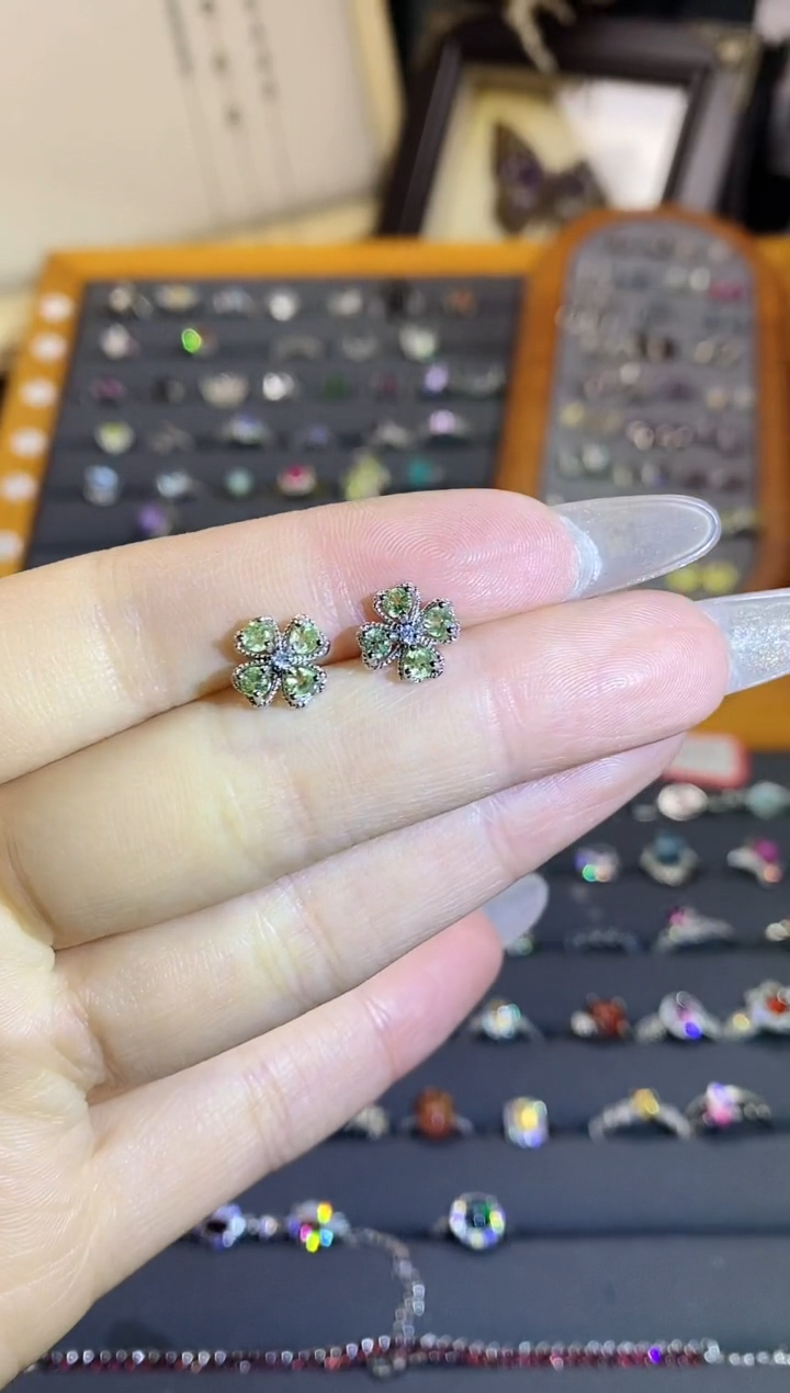 【闪购商品】水晶手链银S925镶嵌A92