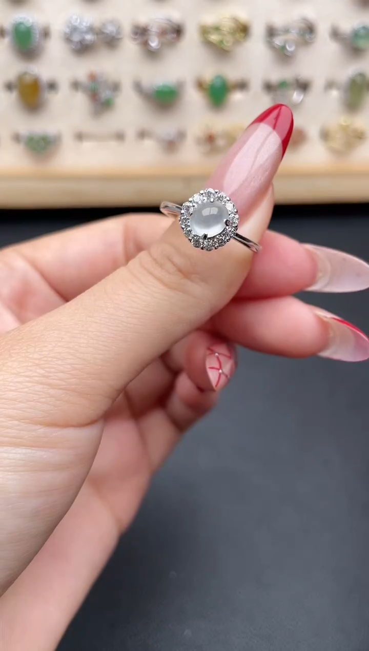 【闪购商品】翡翠戒指银S925镶嵌一物一证一礼盒