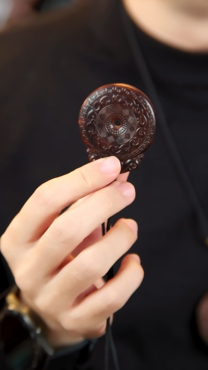 【闪购商品】降真香吊坠海南红降土埋玉化料平安扣吊坠