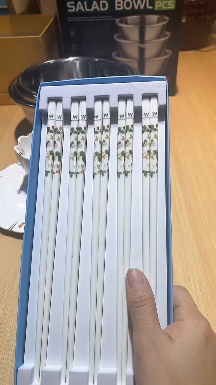 【闪购商品】瓷片锅碗瓢盆一件不剩