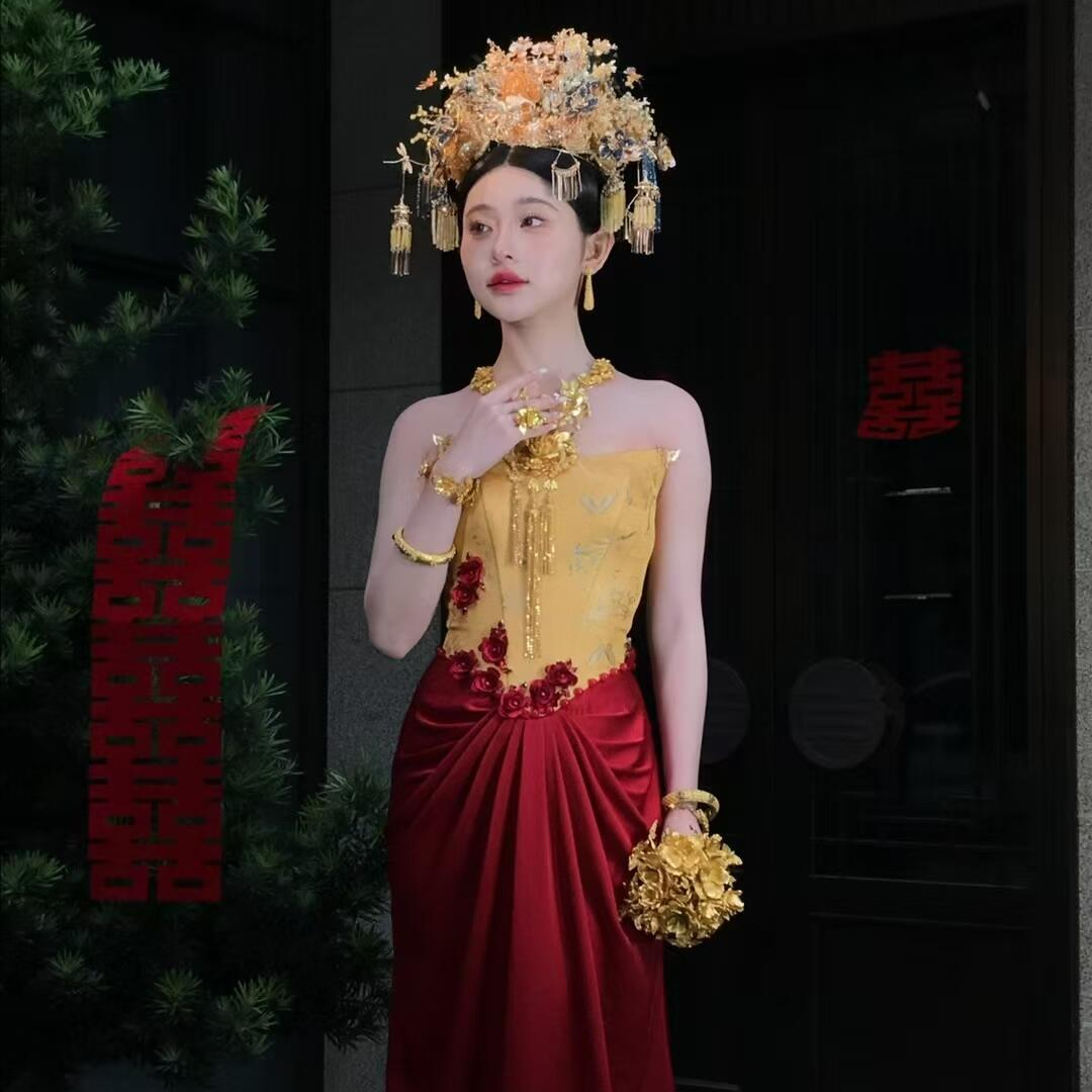 轻奢小众新中式新娘订婚敬酒服抹胸鱼尾晨袍连衣裙修身气质夏季