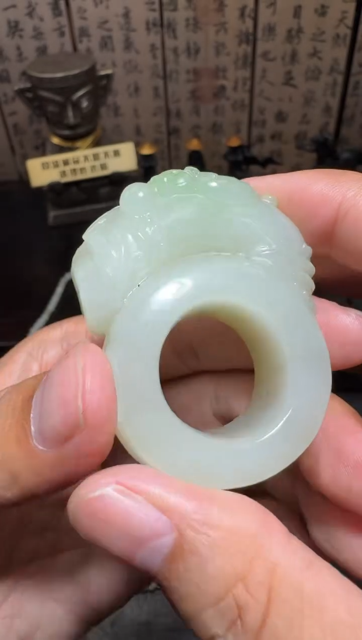 未镶嵌和田玉挂件和田玉