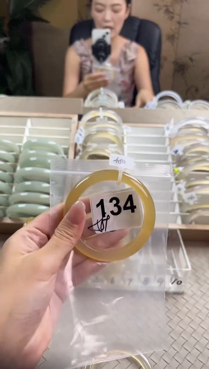 手镯玛瑙/玉髓未镶嵌米*夏134