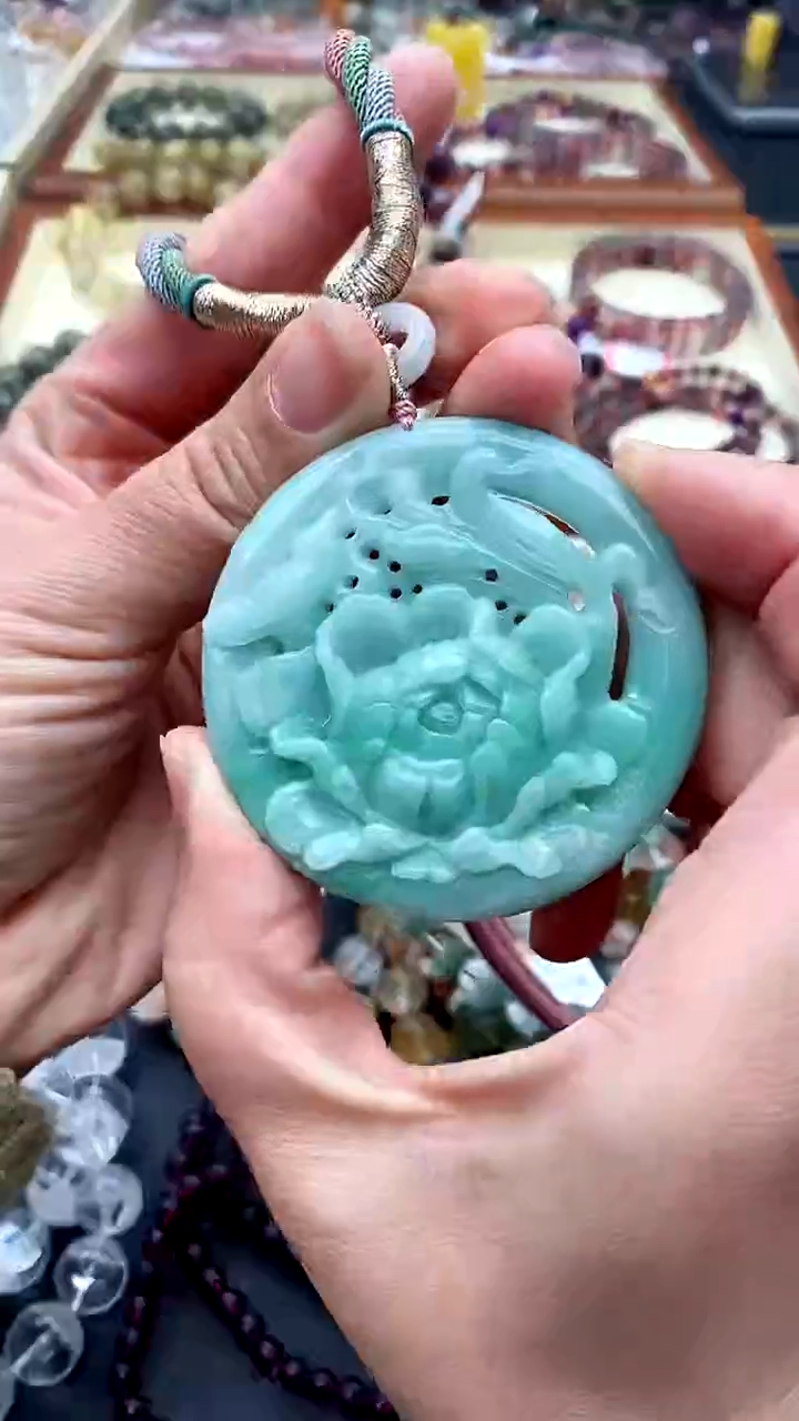 【闪购商品】翡翠颈饰未镶嵌翡翠吊坠