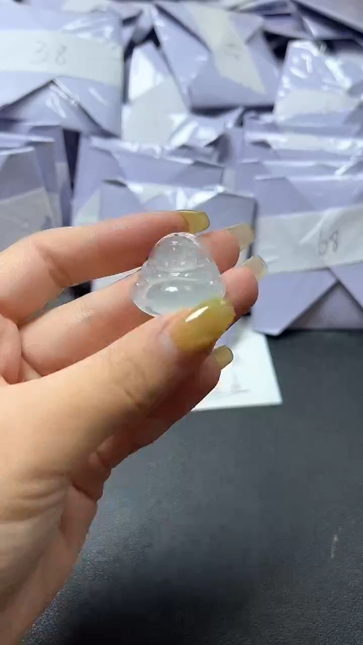 翡翠未镶嵌颈饰时尚精品 一物一拍