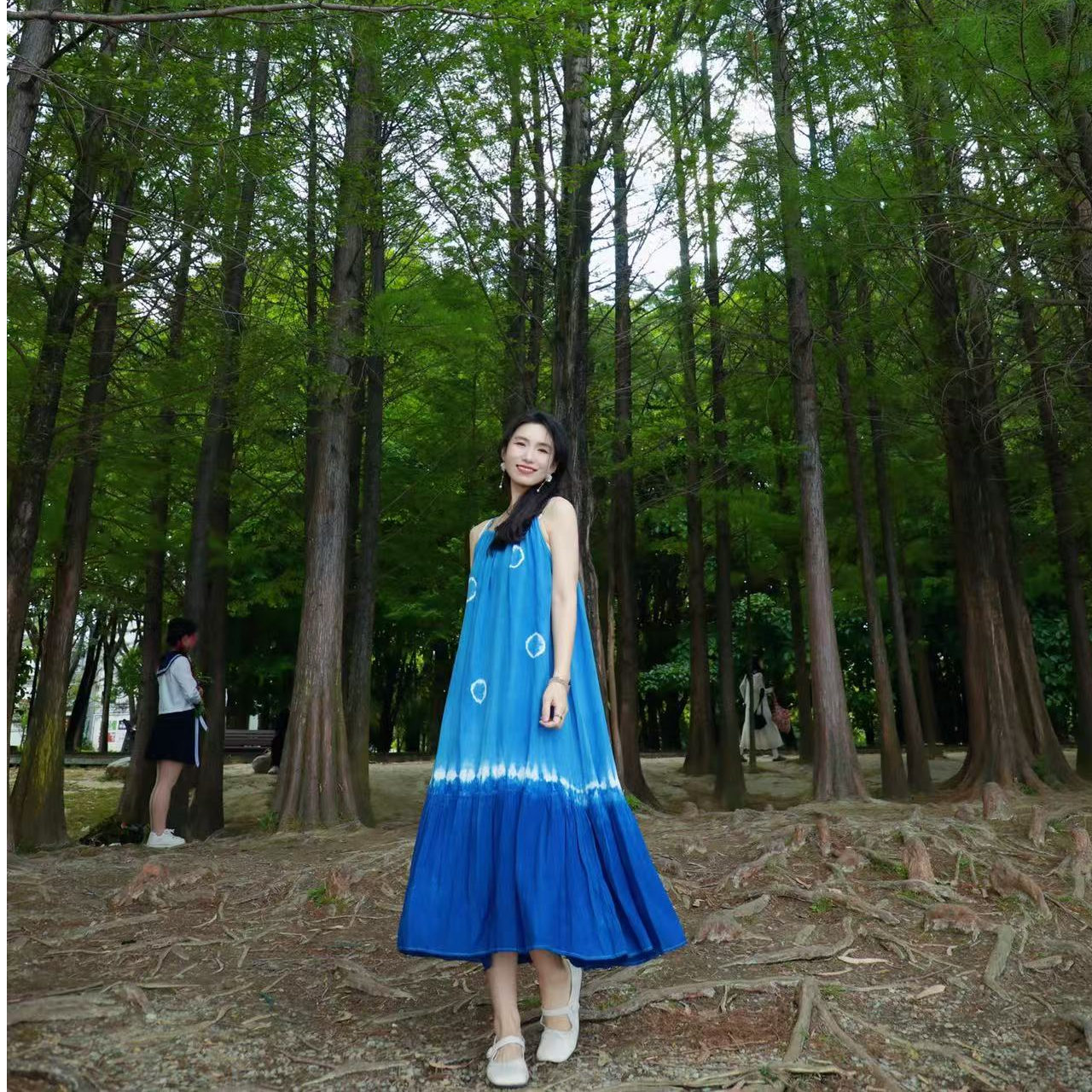 【大理蓝窝】蓝白圆圈圈吊带裙纯植物板蓝根扎花染色慵懒时尚高级感