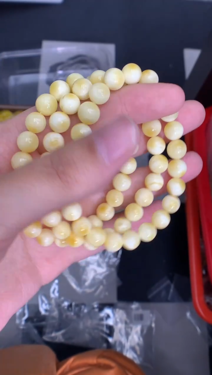 蜜蜡未镶嵌珠宝奇石多样性发一件