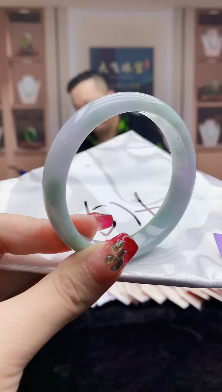 【闪购商品】翡翠手镯未镶嵌    H58-3