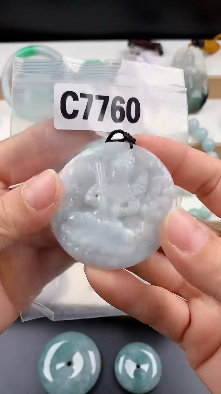 颈饰未镶嵌翡翠天然翡翠吊坠挂件