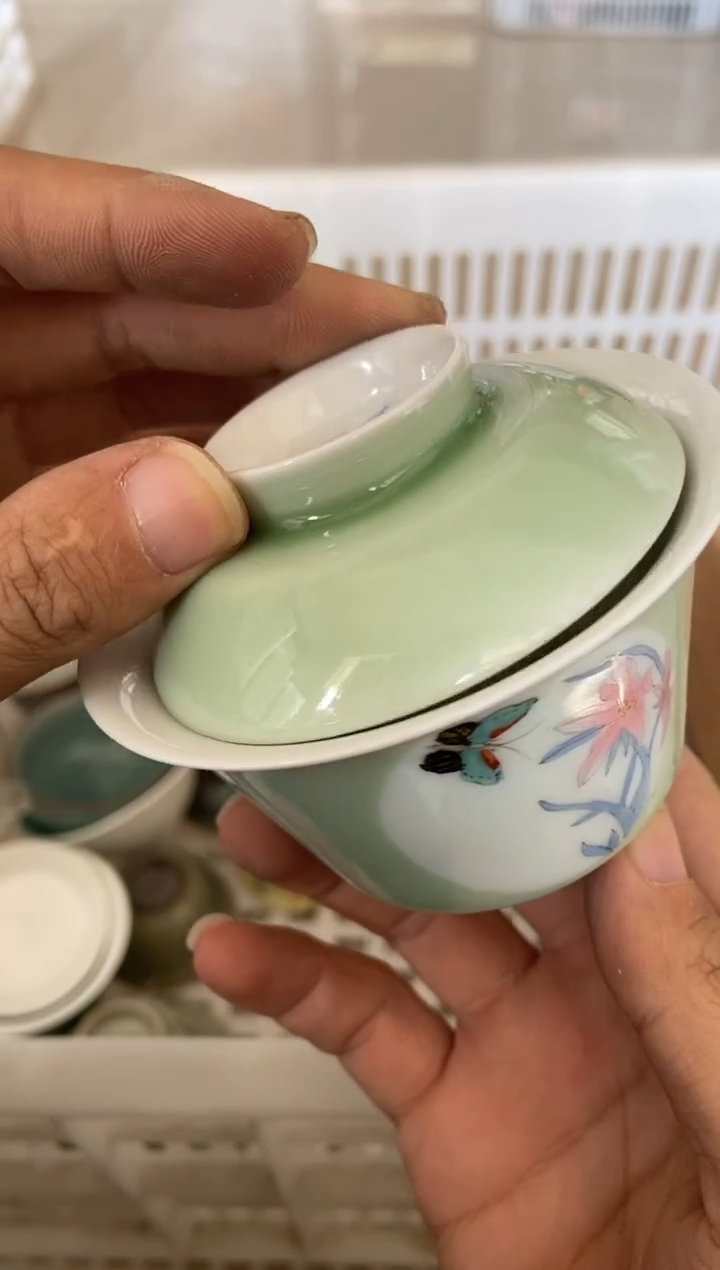杯子陶无运费险有瑕疵的摄影的产品有使用过的痕迹有点脏介意勿拍