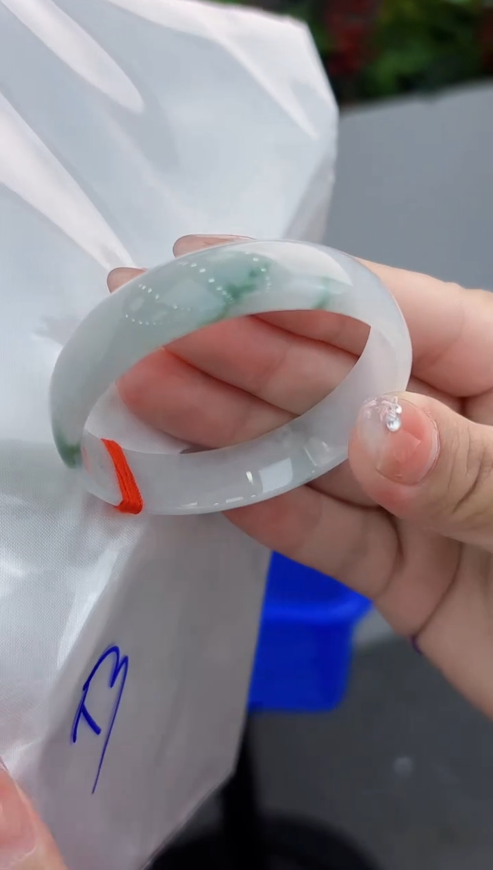 【闪购商品】翡翠手镯未镶嵌翡翠手镯