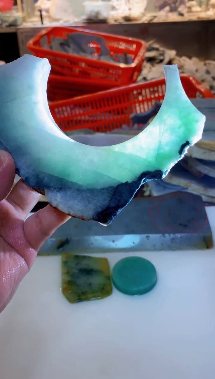 翡翠未镶嵌颈饰0朗0翡翠珠宝147