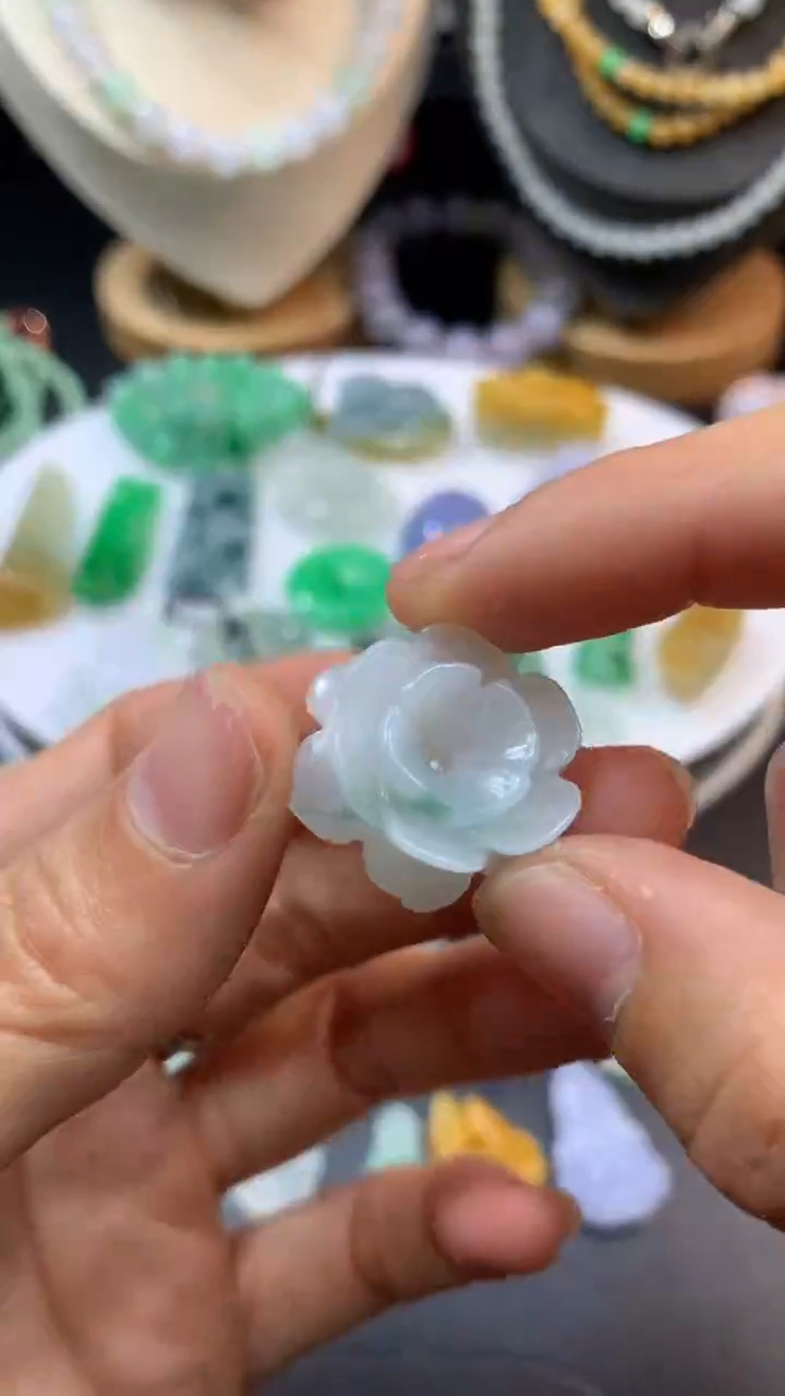 【闪购商品】定制翡翠未镶嵌翡翠