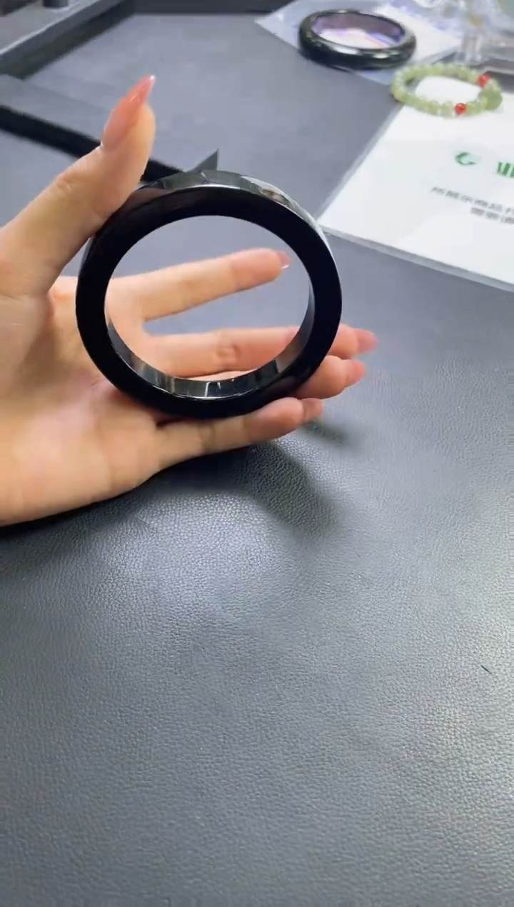 未镶嵌手镯定制翡翠老***点手镯