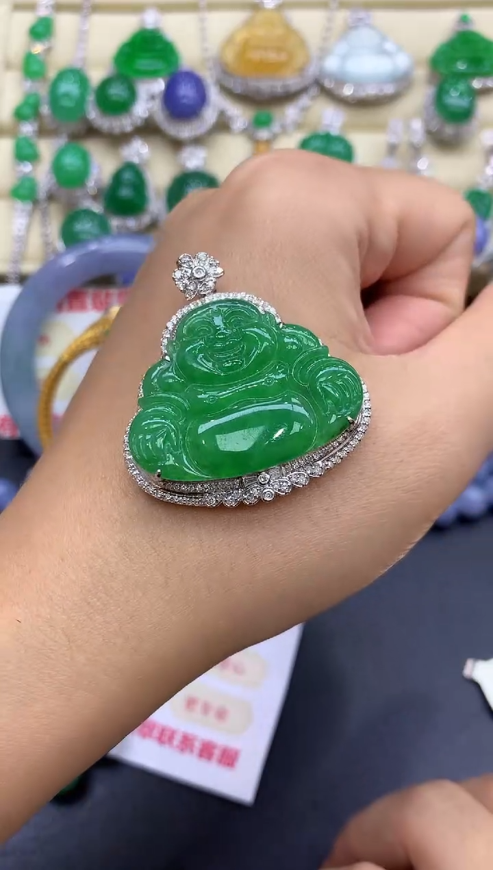 颈饰18K金镶嵌翡翠468-中国好珍宝