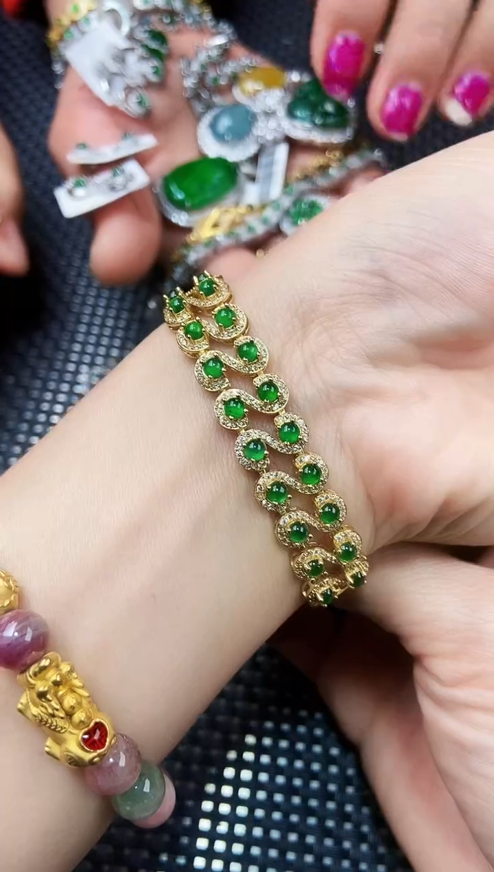 【闪购商品】翡翠手链未镶嵌11111111