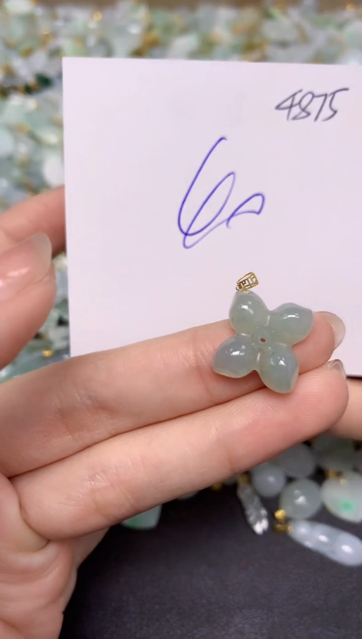 【闪购商品】翡翠颈饰18K金镶嵌天然翡翠A货