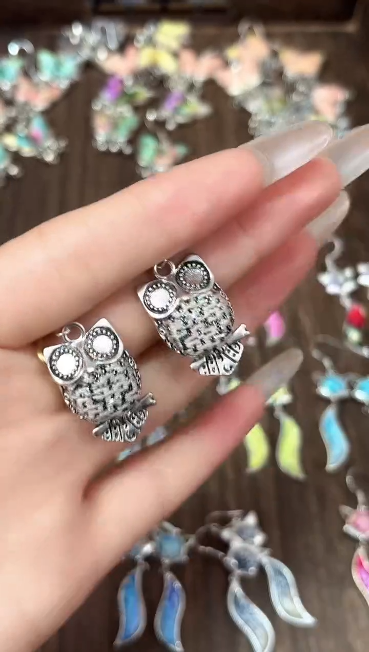 织绣民族风非遗老绣饰品892*