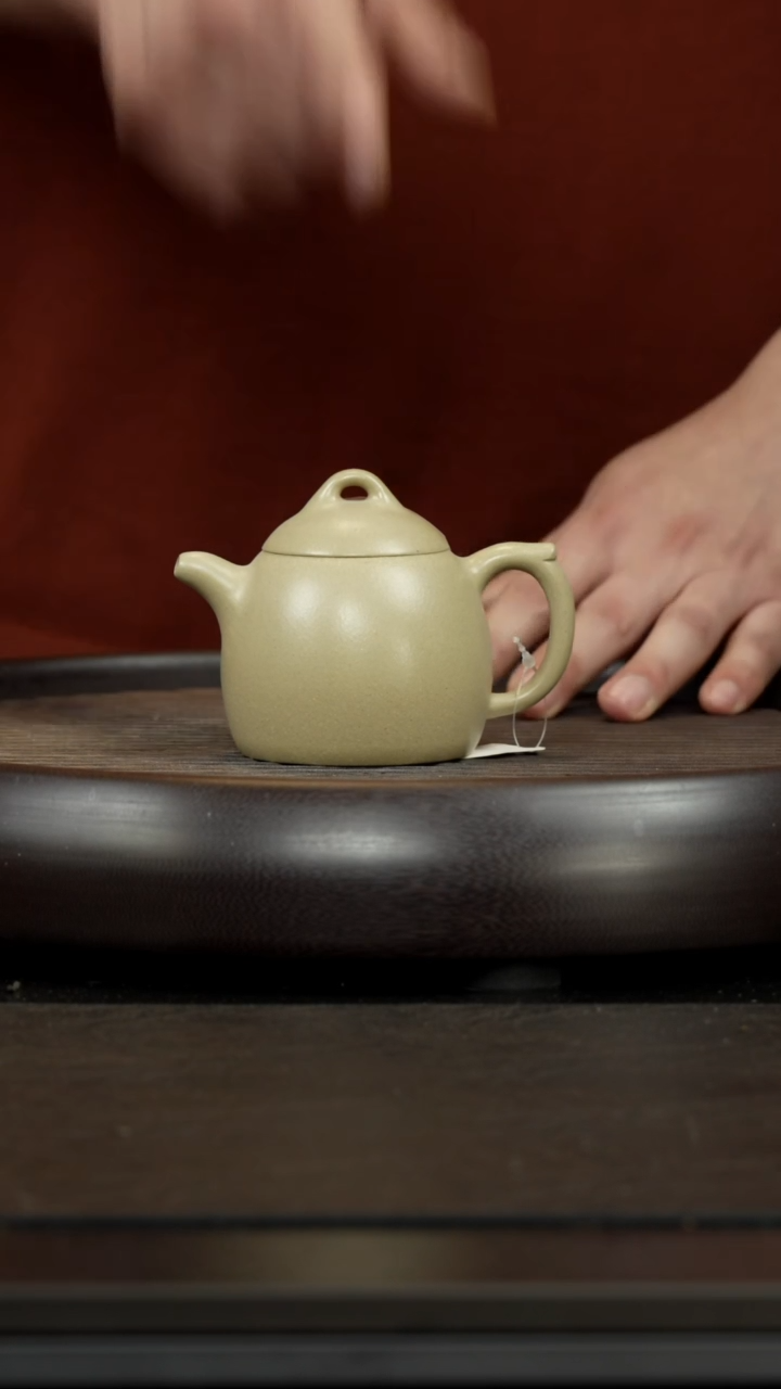 【闪购商品】紫砂茶杯本绿 秦权壶
