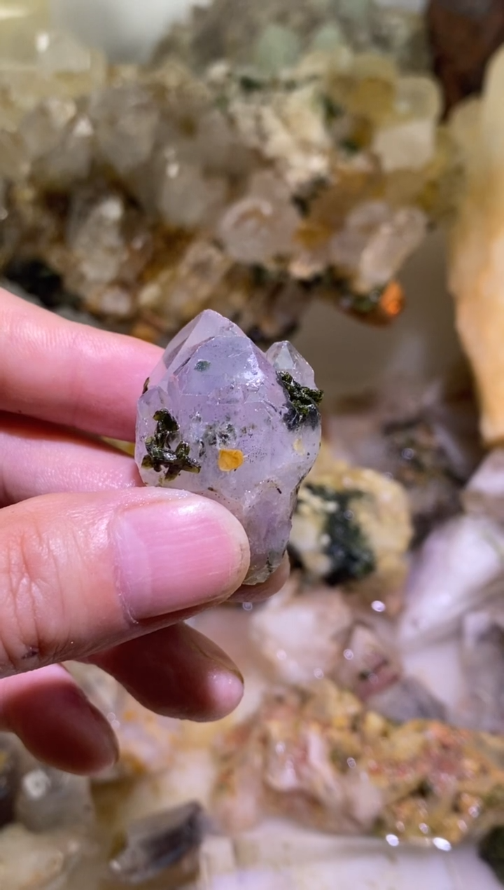 未镶嵌珠宝半成品水晶V**y四川美姑超七花园水晶