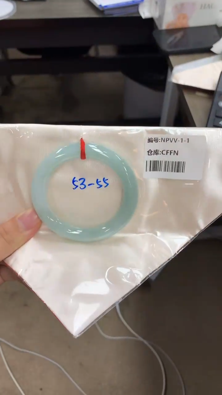 【闪购商品】翡翠手镯未镶嵌翡翠手镯
