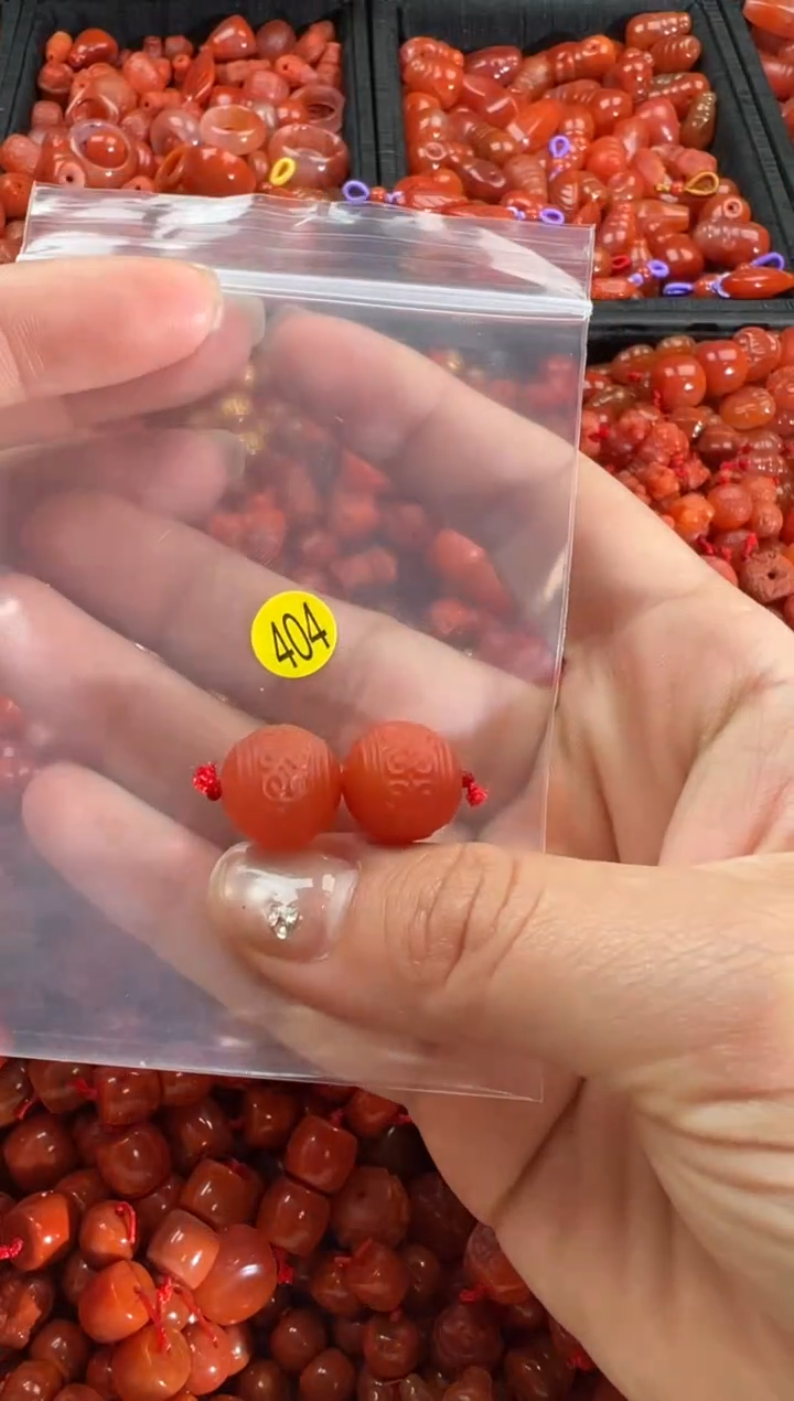 【闪购商品】南红玛瑙颈饰未镶嵌1