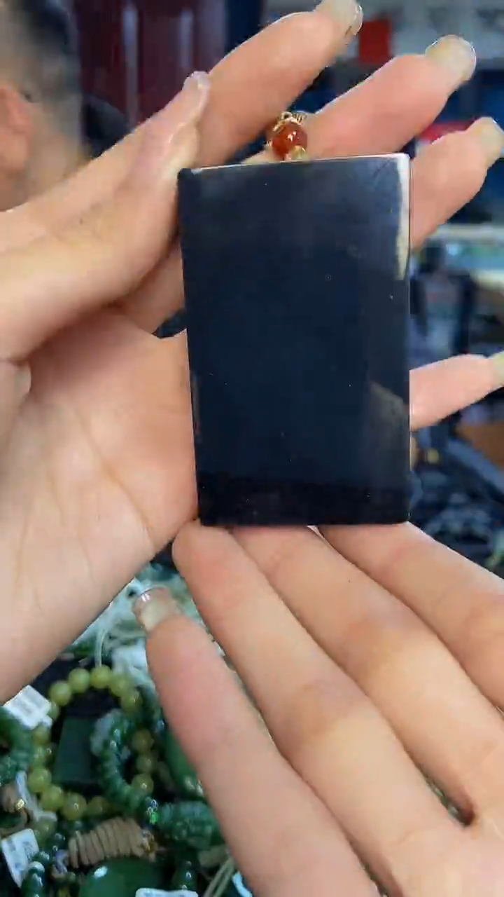 未镶嵌和田玉挂件1