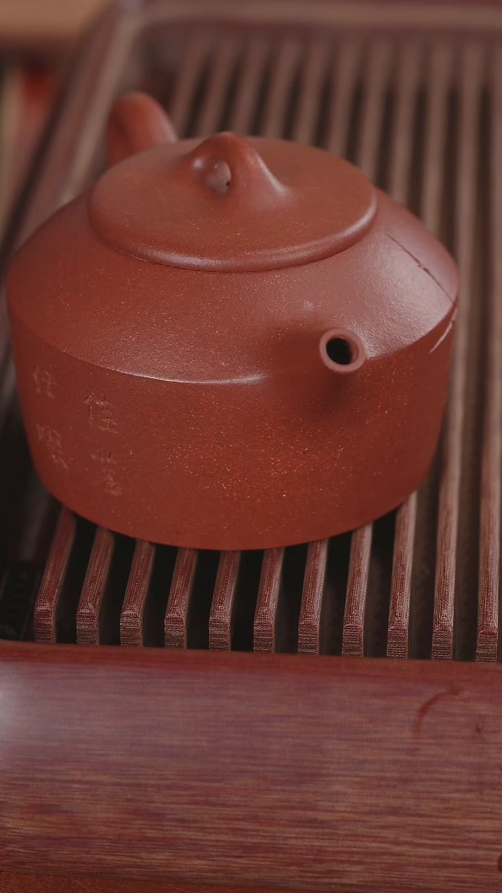 【闪购商品】紫砂茶壶静瓦刻绘