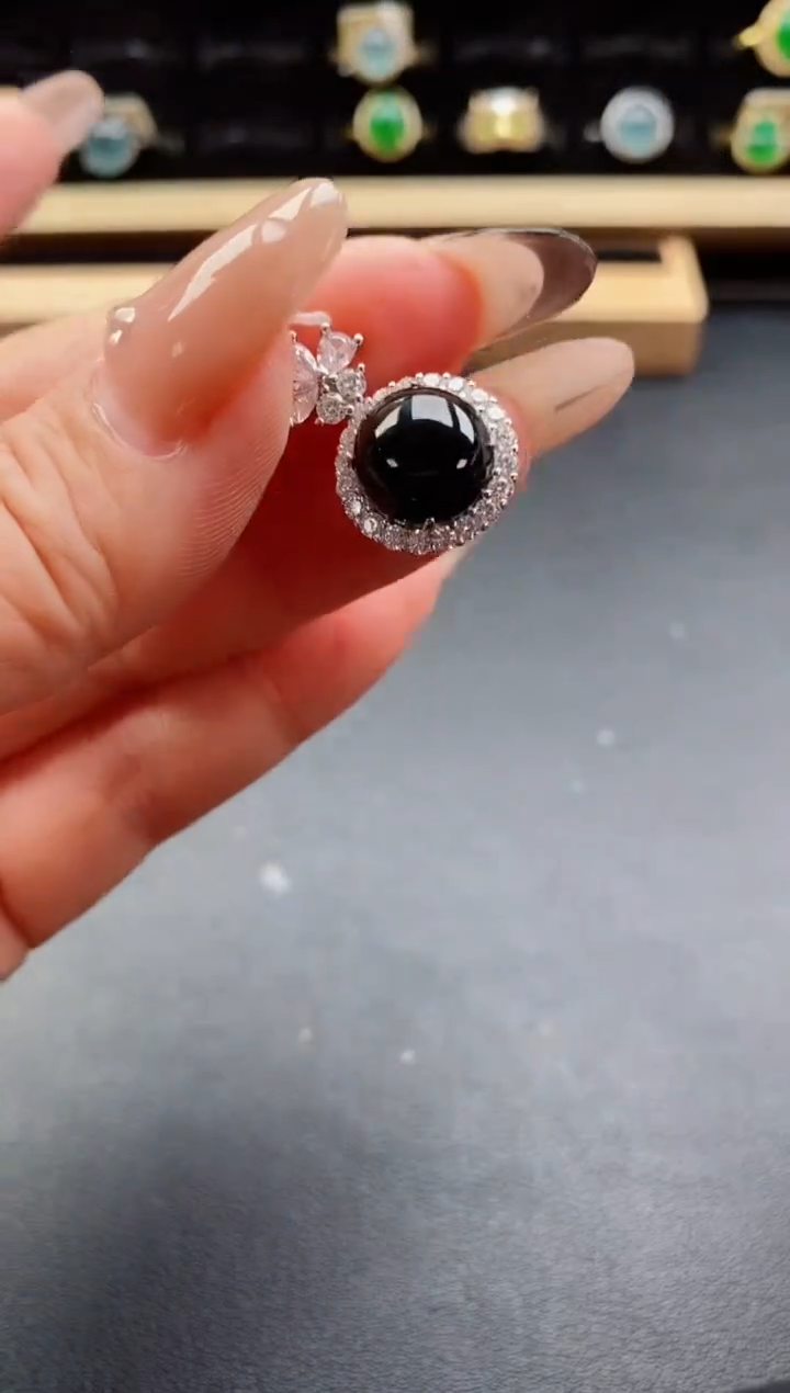 吊坠(赠链)银S925镶嵌翡翠1