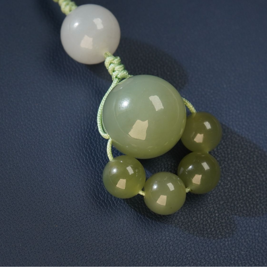 新疆和田高白玉挂件百搭时尚