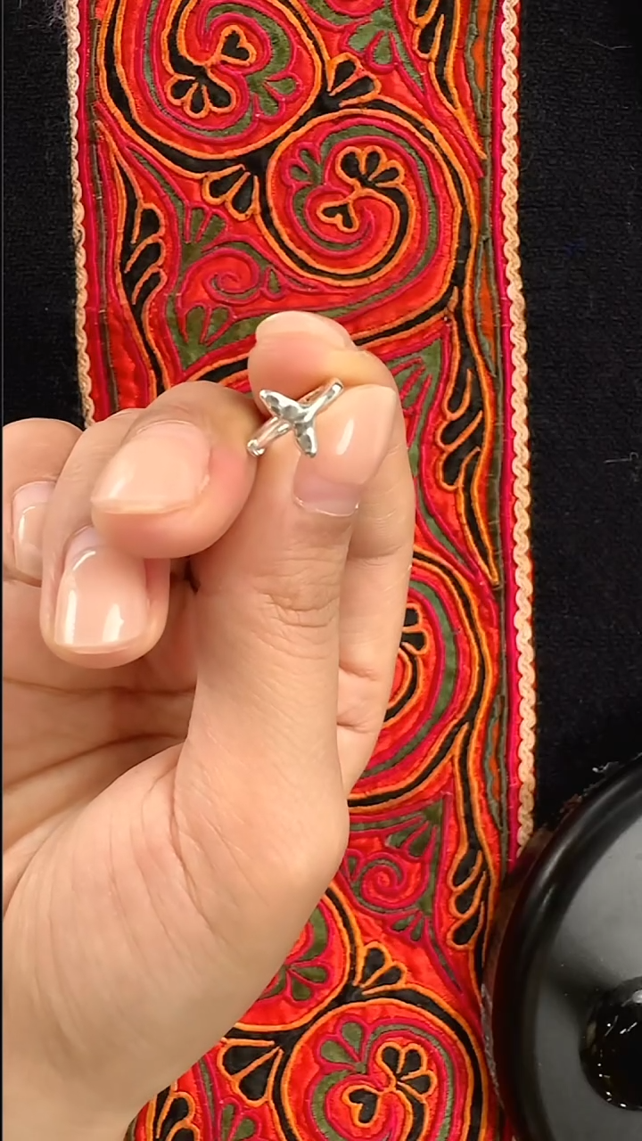 无足银足银小鱼尾1耳扣