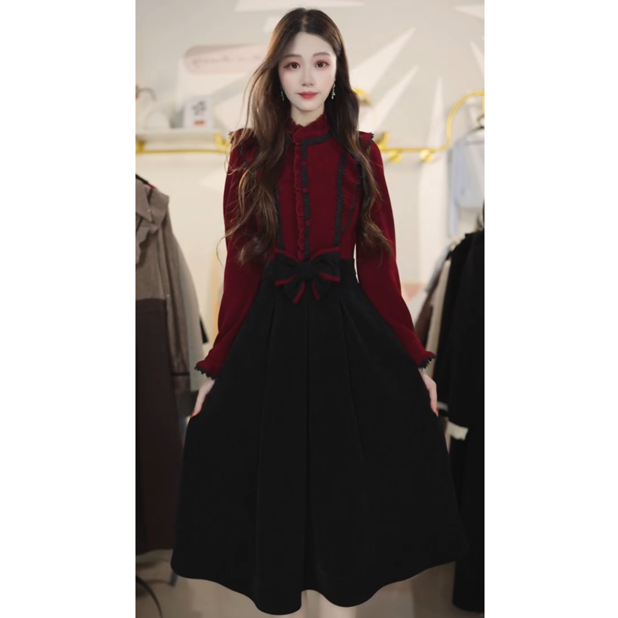 2025女秋冬新款连衣裙收腰减龄木耳边a字裙显瘦中长款Y6510232