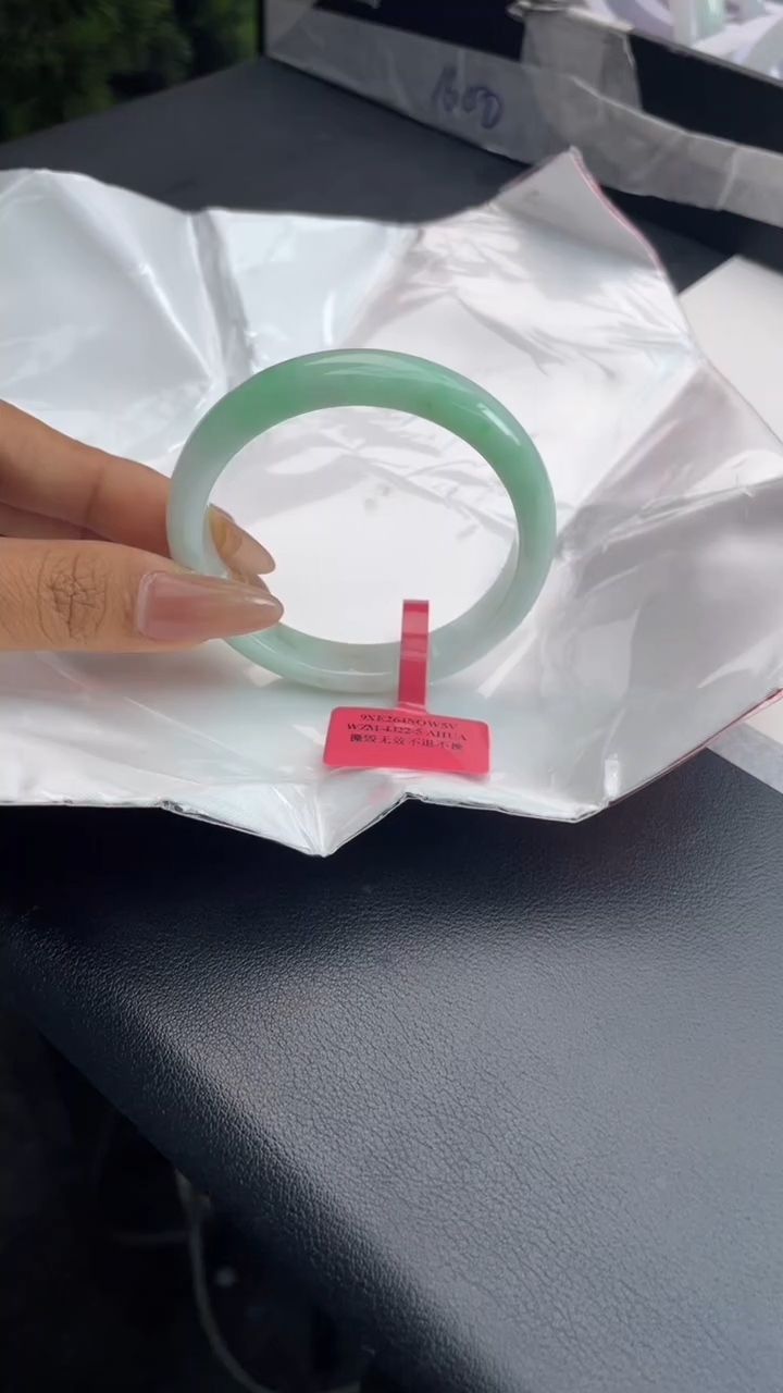 【闪购商品】翡翠手镯未镶嵌6翡翠手镯