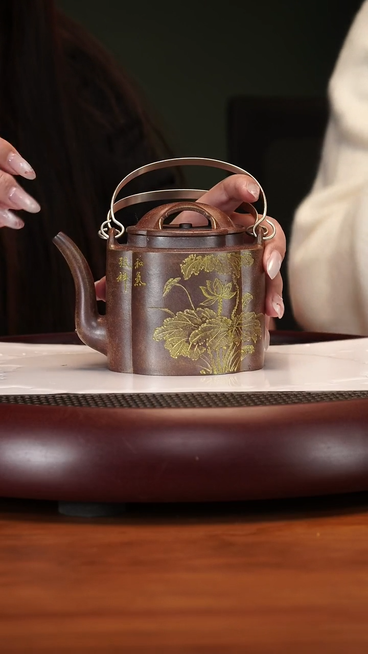 【闪购商品】紫砂茶壶2-20WHJ牛盖洋桶龙脊金砂300cc