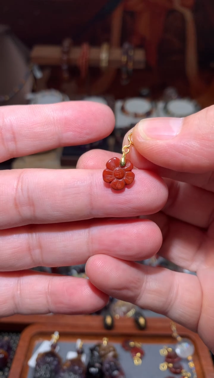 未镶嵌珠宝半成品水晶荆棘玫瑰红极光太阳花，多样性发其一
