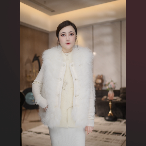 【Jier吉儿】原创设计师 轻奢女毛领厚款马夹短款百搭流苏气质冬季