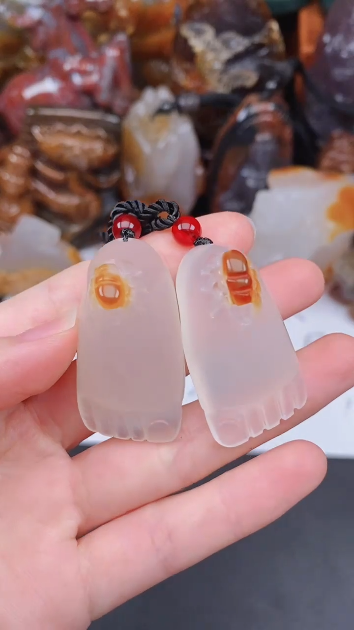 未镶嵌颈饰玛瑙/玉髓AA