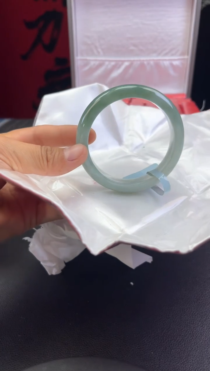 【闪购商品】翡翠手镯未镶嵌翡翠手镯3