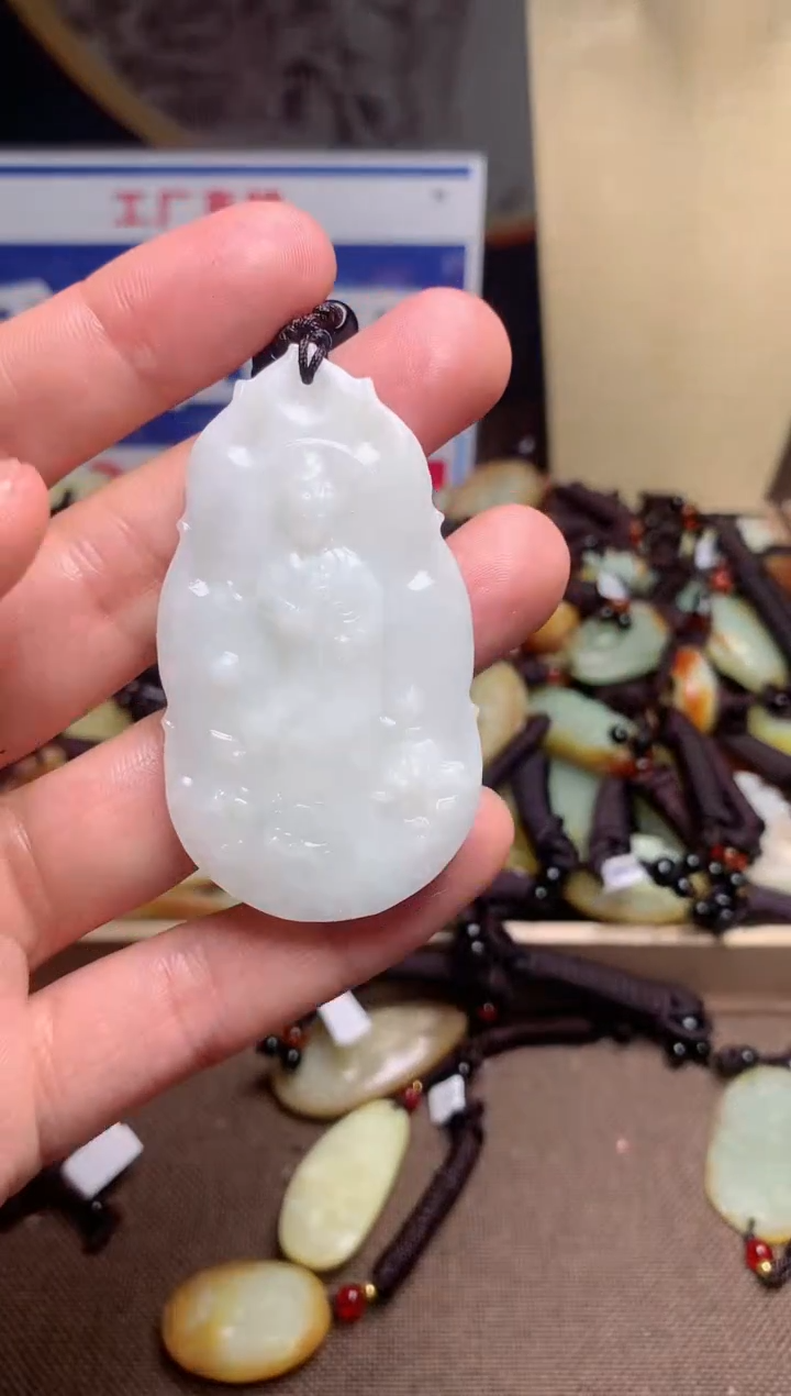 【闪购商品】和田玉颈饰未镶嵌1