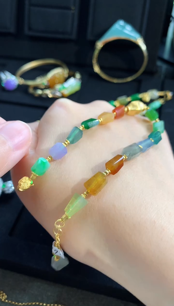 【闪购商品】翡翠手链18K金镶嵌手饰